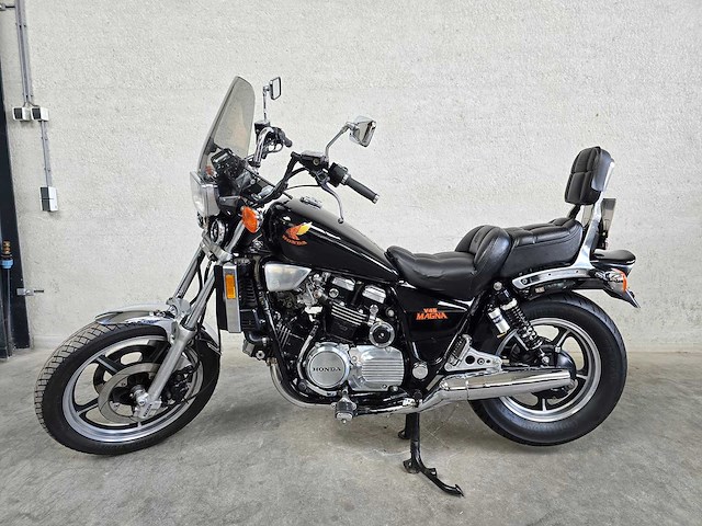 Honda - chopper - vf 750c magna - motorfiets mh79nz - afbeelding 3 van  7