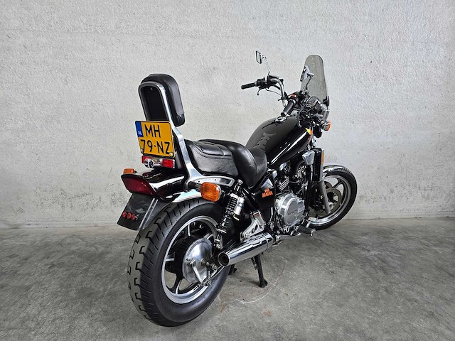 Honda - chopper - vf 750c magna - motorfiets mh79nz - afbeelding 7 van  7