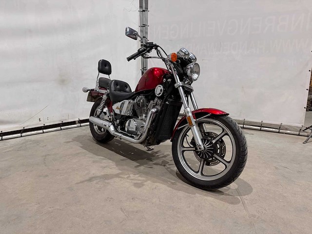 Honda - chopper - vt 700c shadow - motorfiets - afbeelding 10 van  16