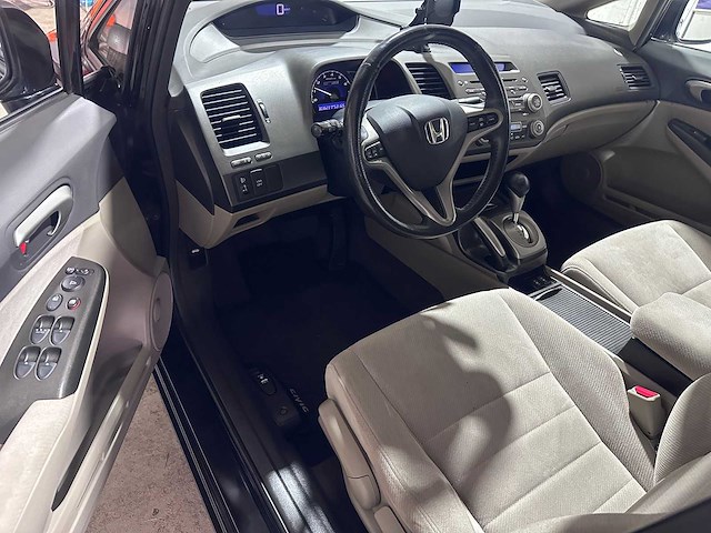 Honda - civic - 1.3 hybrid automaat- 91-jfj-8 - afbeelding 18 van  19