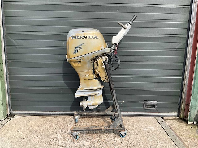 Honda - efi bf40 - 40 pk - 4-takt - buitenboordmotor - afbeelding 1 van  22