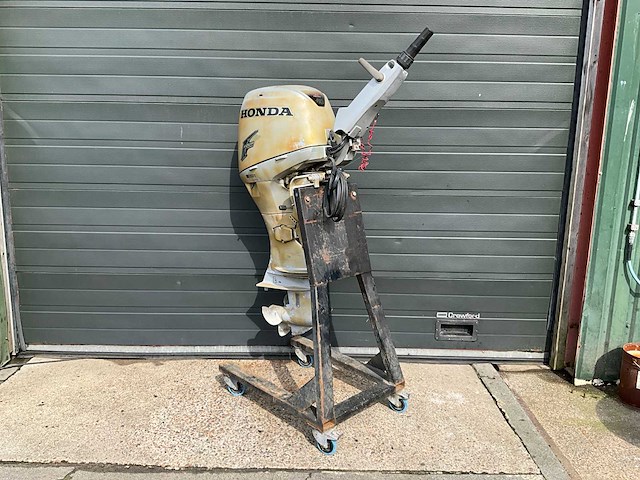 Honda - efi bf40 - 40 pk - 4-takt - buitenboordmotor - afbeelding 19 van  22