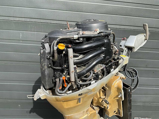 Honda - efi bf40 - 40 pk - 4-takt - buitenboordmotor - afbeelding 1 van  5