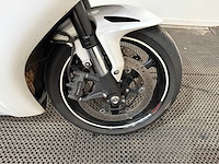 Honda - fireblade - sport - motorfiets - 2008 - afbeelding 3 van  17