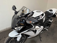 Honda - fireblade - sport - motorfiets - 2008 - afbeelding 7 van  17