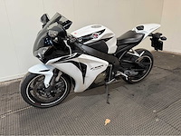 Honda - fireblade - sport - motorfiets - 2008 - afbeelding 14 van  17