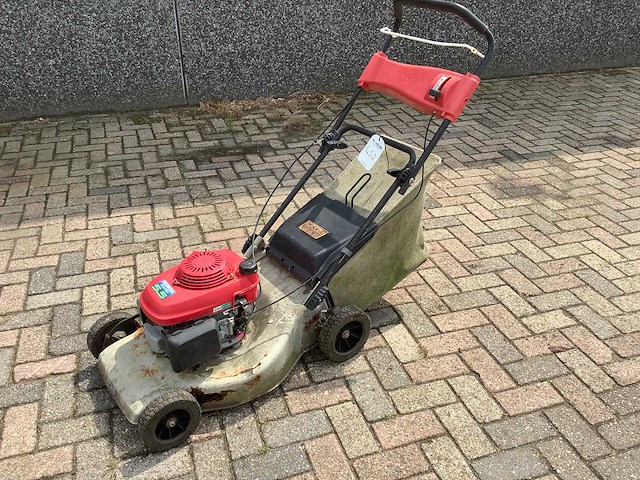 Honda - gcv 160 - grasmaaier - afbeelding 1 van  5