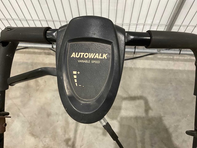 Honda - gcv 160 - grasmaaier - afbeelding 5 van  9