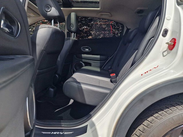 Honda - hr-v - 1.5 i-vtec executive - 2016 - xf-178-p - personenauto - afbeelding 8 van  24