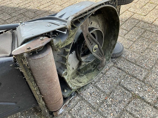 Honda - hrb423 - lawnmower - afbeelding 10 van  10