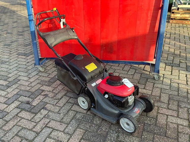 Honda - hrx 426 - grasmaaier - afbeelding 3 van  4