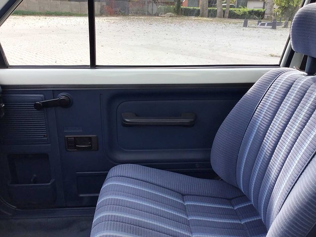 Honda - jazz - personenauto - oldtimer - afbeelding 5 van  29