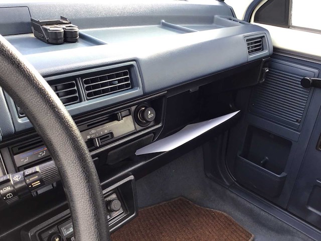 Honda - jazz - personenauto - oldtimer - afbeelding 6 van  29