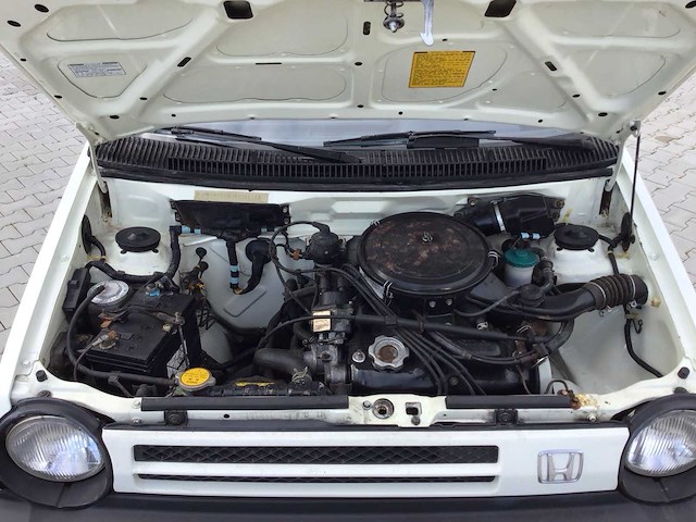 Honda - jazz - personenauto - oldtimer - afbeelding 20 van  29