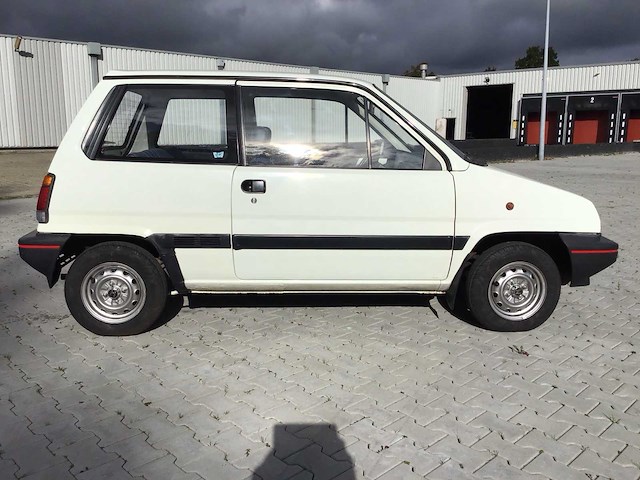 Honda - jazz - personenauto - oldtimer - afbeelding 26 van  29