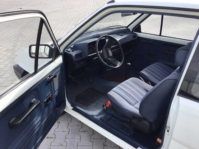 Honda - jazz - personenauto - oldtimer - afbeelding 29 van  29