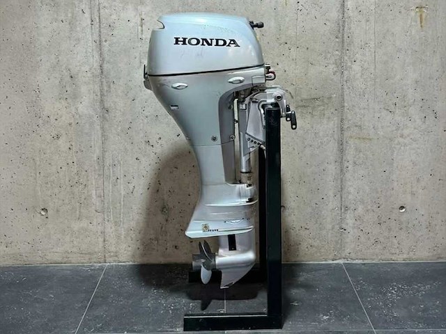 Honda - langstaart - 15 pk - 4-takt - buitenboordmotor - afbeelding 1 van  1