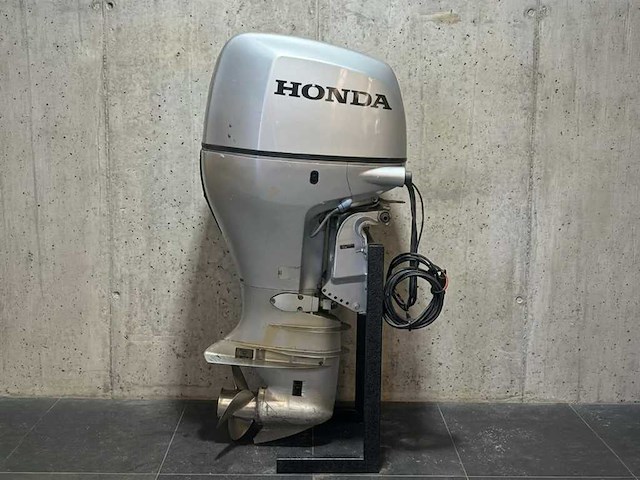 Honda - langstaart - 150 pk efi v-tec - - buitenboordmotor - afbeelding 1 van  1