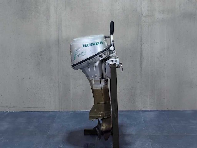 Honda - langstaart - 6 pk - 4-takt - buitenboordmotor - afbeelding 1 van  1
