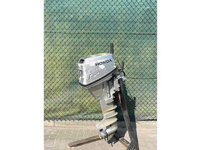 Honda - langstaart - 9,9 pk - 4-takt - buitenboordmotor - afbeelding 2 van  2