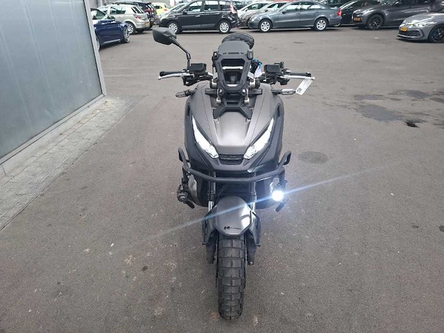 Honda - nc 750 x-adv - motorfiets - afbeelding 17 van  18