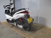 Honda - scooter - pcx 125 - motorcycle - afbeelding 2 van  10