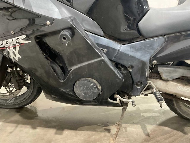 Honda - sport - cbr1100 xx s - motorfiets - afbeelding 2 van  14