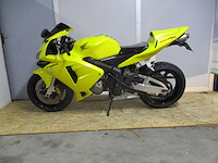 Honda - sport motorfiets - cbr 600rr - motorfiets - afbeelding 1 van  15
