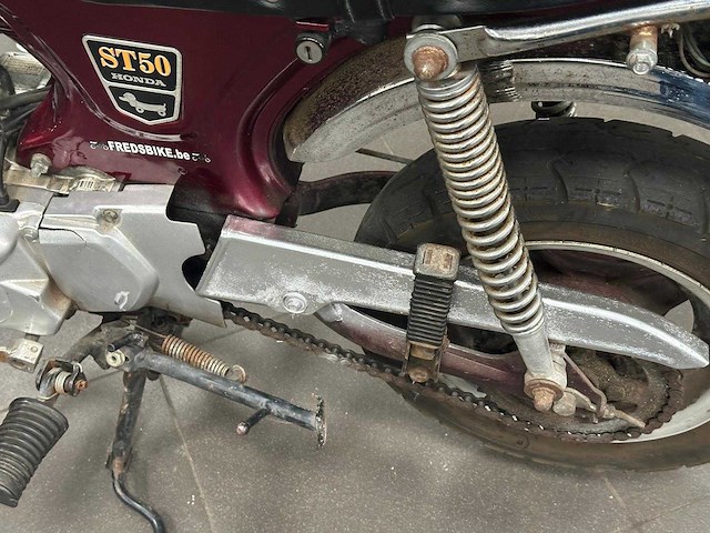 Honda - st50 - brommer - afbeelding 13 van  14