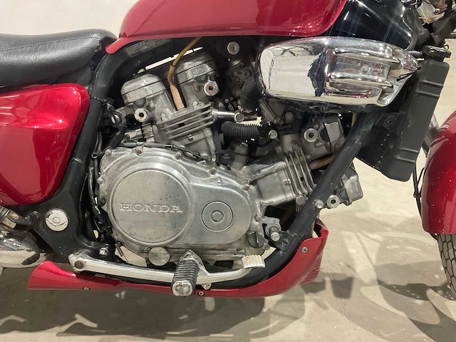Honda - supermagna - vf700c - motor - afbeelding 7 van  8