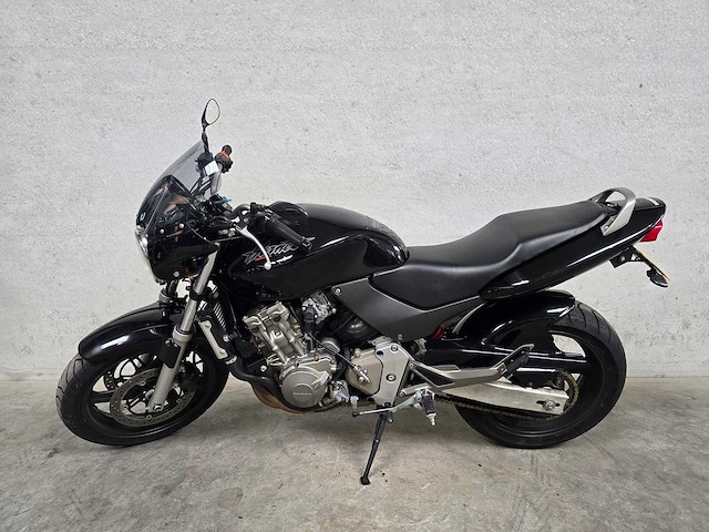 Honda - tour - cb 600 f hornet - motorfiets mtzr16 - afbeelding 1 van  5