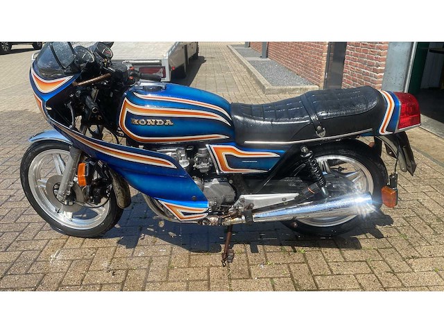 Honda - tour - cb 650 - motorfiets - afbeelding 3 van  9