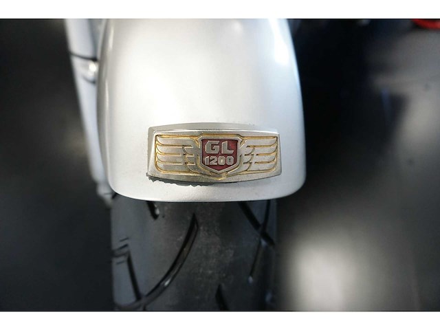 Honda - tour - gl 1200 aspencade - motorcycle - afbeelding 15 van  22