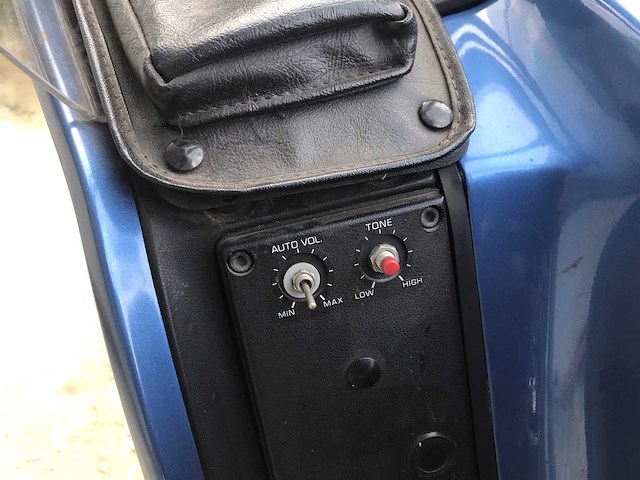 Honda - tour - gl 1200 dg/dx goldwing - motorfiets - afbeelding 9 van  18