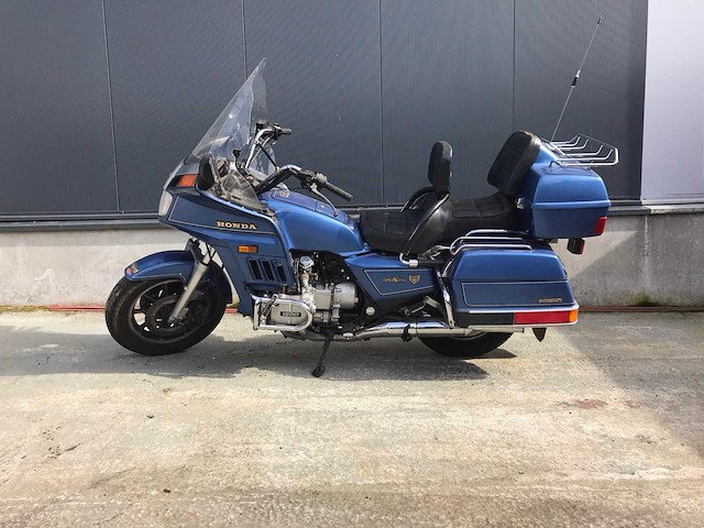 Honda - tour - gl 1200 dg/dx goldwing - motorfiets - afbeelding 11 van  18