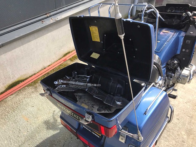 Honda - tour - gl 1200 dg/dx goldwing - motorfiets - afbeelding 17 van  18