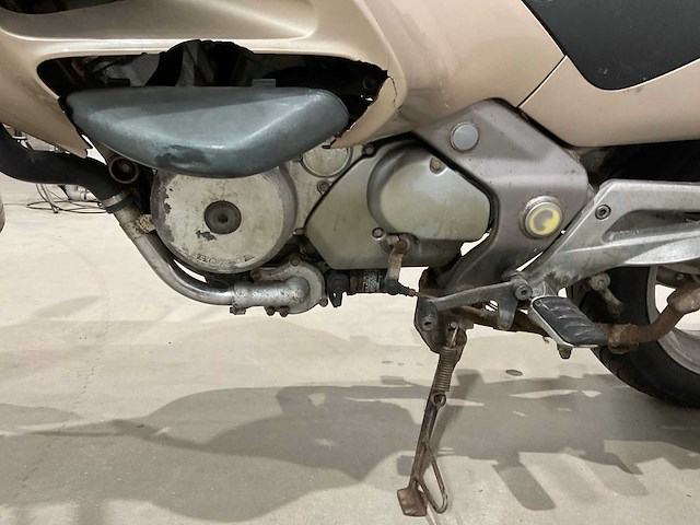 Honda - tour - nt650 deauville - motorfiets - afbeelding 2 van  17