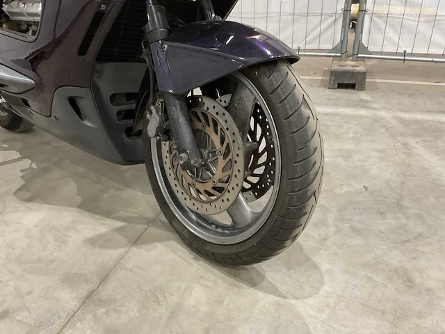 Honda - tour - st 1100 pn. eur. abs - motorfiets - afbeelding 12 van  16