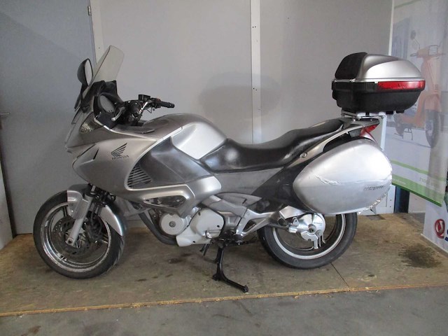 Honda - tour motorfiets - nt 700 deauville abs - motorcycle - afbeelding 10 van  12