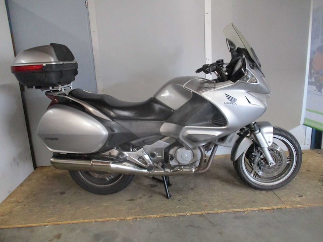 Honda - tour motorfiets - nt 700 deauville abs - motorcycle - afbeelding 7 van  12