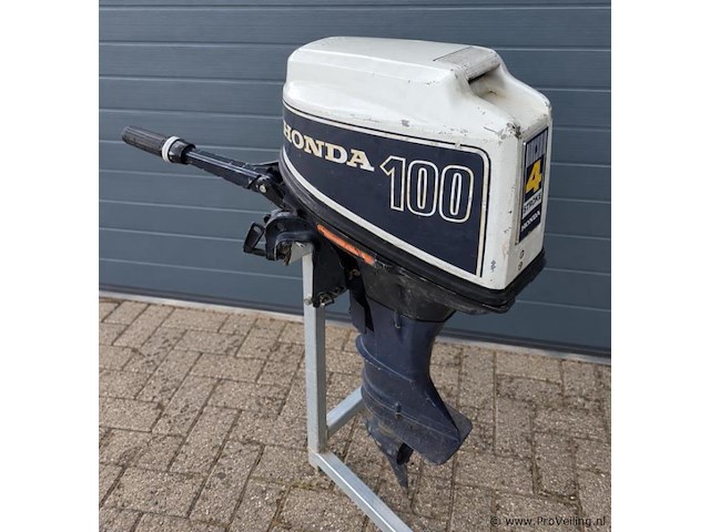 Honda 10 pk buitenboordmotor - afbeelding 3 van  3