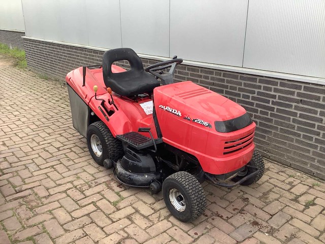 Honda 2216 zitmaaier - afbeelding 1 van  5