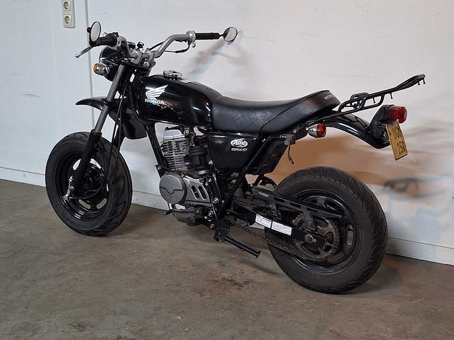Honda ape 50 pgm efi 45km schakelbrommer schakelbromfiets - afbeelding 3 van  6