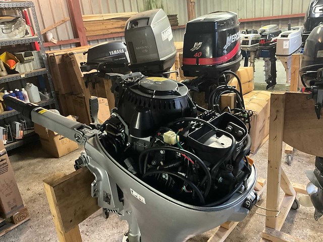 Honda bf20d buitenboordmotor - afbeelding 4 van  14