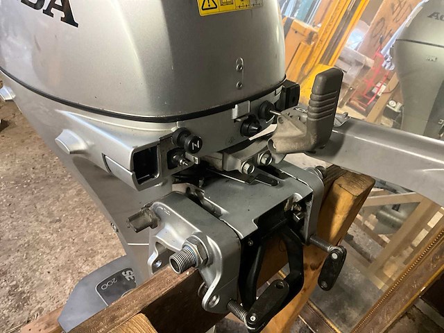 Honda bf20d buitenboordmotor - afbeelding 12 van  14