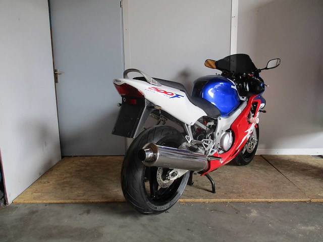 Honda cbr 600f - motorfiets - motorfiets - afbeelding 1 van  3