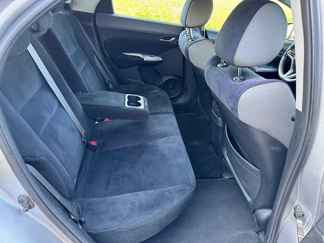 Honda civic 1.8 comfort 75-sv-sj - afbeelding 16 van  25