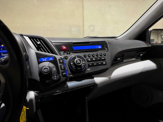 Honda cr-z 1.5 i-vtec ima s 114pk 2010, p-620-jg - afbeelding 21 van  40
