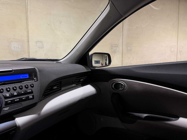 Honda cr-z 1.5 i-vtec ima s 114pk 2010, p-620-jg - afbeelding 22 van  40