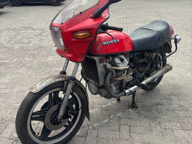 Honda cx 500 motorfiets schuurvondst - afbeelding 1 van  11